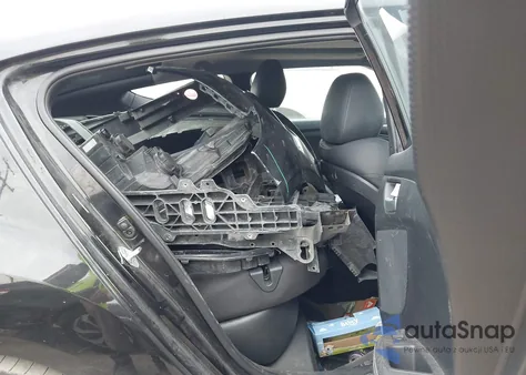 2015 Hyundai Veloster Turbo из США, поврежденный, VIN KMHTC6AE0FU237800